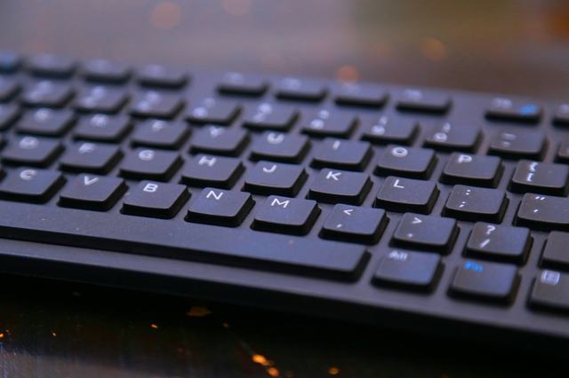A photo of a keyboard